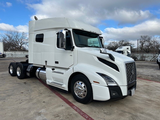 2019-volvo-vnl64t740-base-a9670p | Bruckner's Truck & Equipment | Truck ...